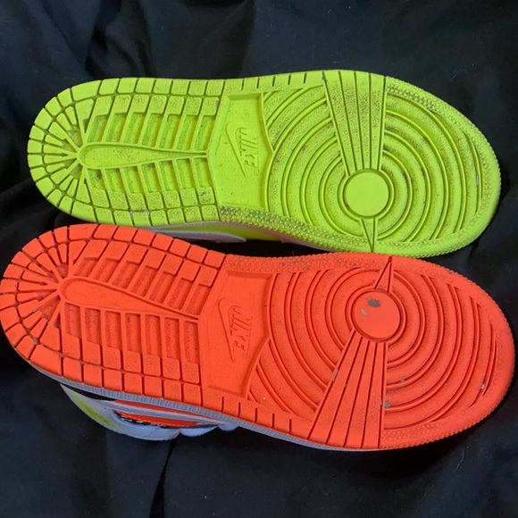 Air Jordan 1 Composition Notebook - Picture 6 of 6